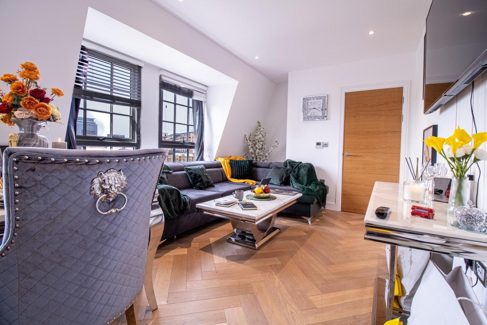 Luxurious 1-Bedroom Penthouse In Marble Arch 71 لندن المظهر الخارجي الصورة