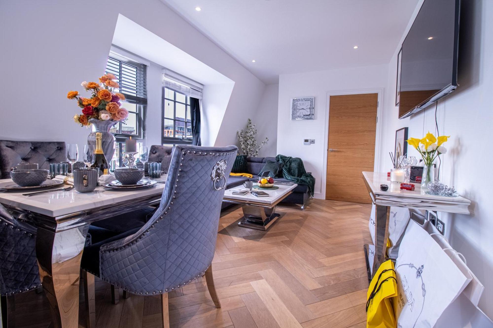 Luxurious 1-Bedroom Penthouse In Marble Arch 71 لندن المظهر الخارجي الصورة
