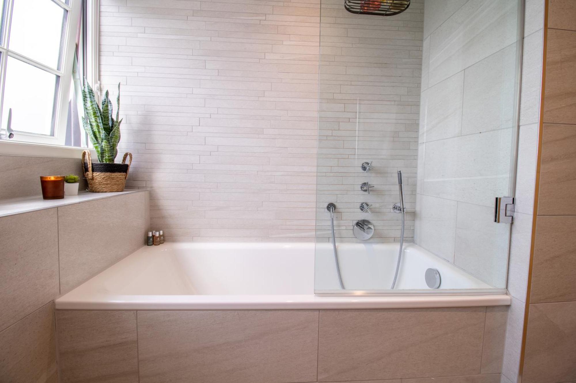 Luxurious 1-Bedroom Penthouse In Marble Arch 71 لندن المظهر الخارجي الصورة